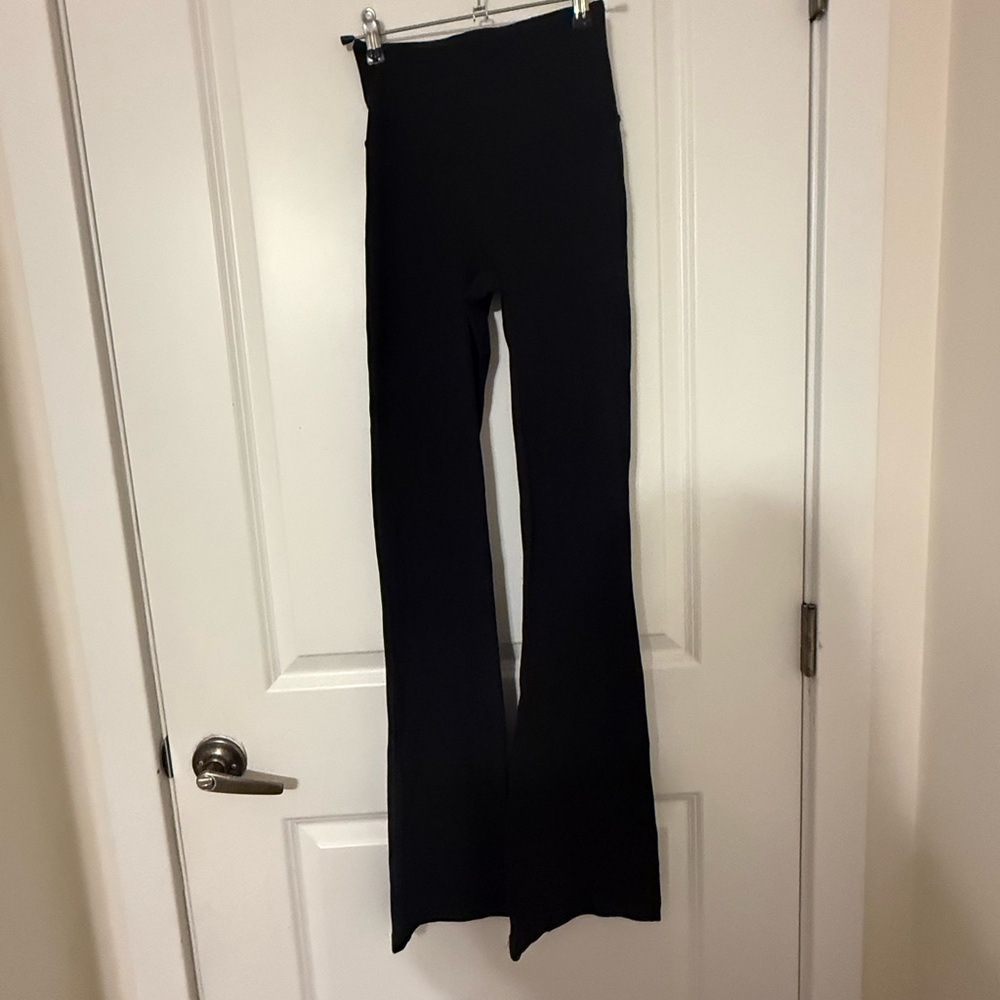 Lululemon Groove Nulu Super-High-Rise Flared Pant